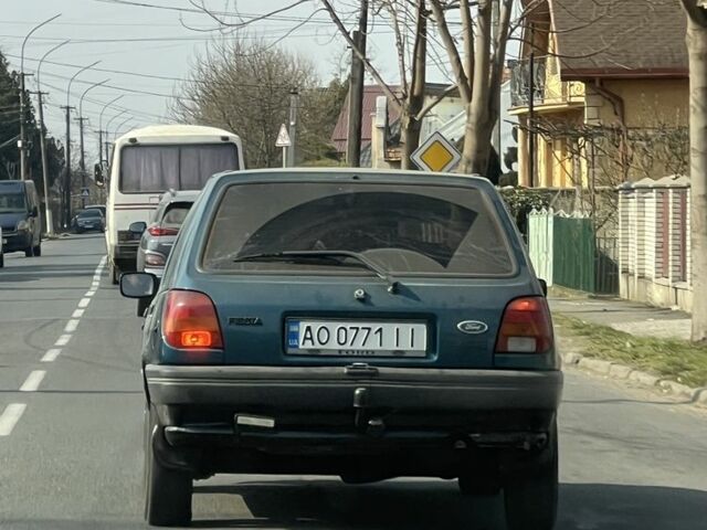 Зеленый Форд Фиеста, объемом двигателя 1.3 л и пробегом 200 тыс. км за 850 $, фото 11 на Automoto.ua
