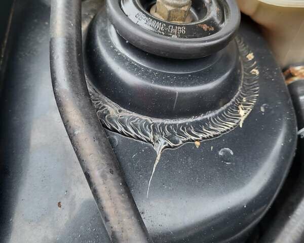 Зеленый Форд Фиеста, объемом двигателя 1.24 л и пробегом 98 тыс. км за 1100 $, фото 4 на Automoto.ua