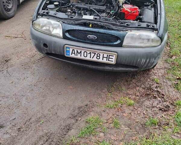 Зелений Форд Фієста, об'ємом двигуна 1.24 л та пробігом 100 тис. км за 600 $, фото 2 на Automoto.ua