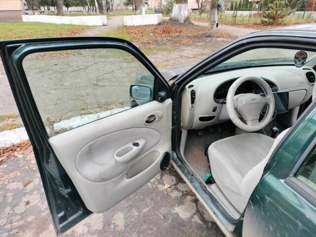 Зелений Форд Фієста, об'ємом двигуна 1.2 л та пробігом 491 тис. км за 2000 $, фото 10 на Automoto.ua