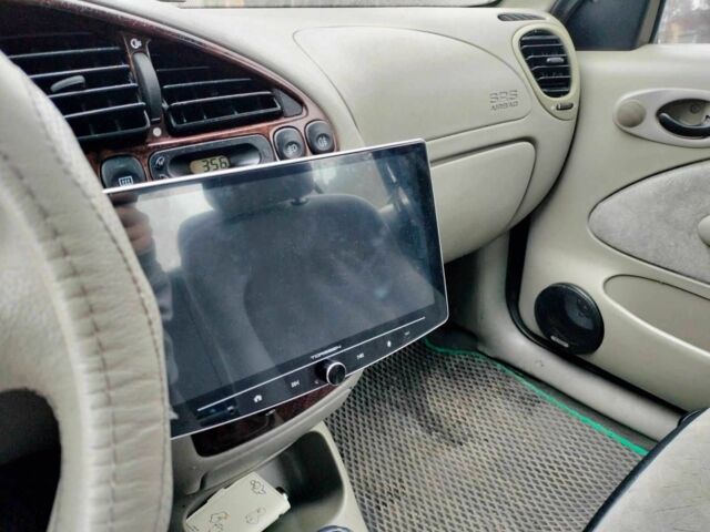 Зелений Форд Фієста, об'ємом двигуна 1.2 л та пробігом 491 тис. км за 2000 $, фото 5 на Automoto.ua