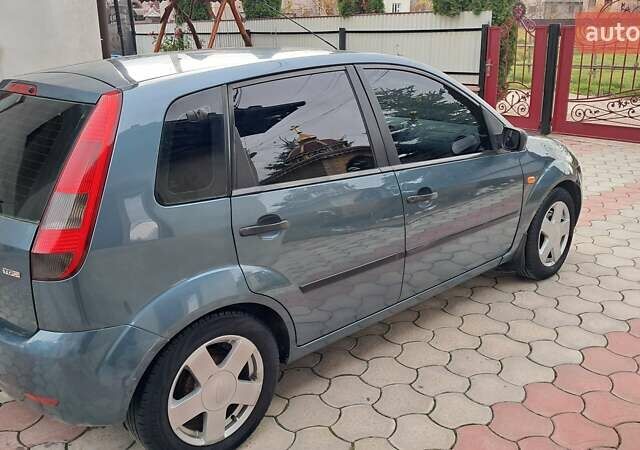 Зелений Форд Фієста, об'ємом двигуна 1.39 л та пробігом 234 тис. км за 3500 $, фото 6 на Automoto.ua