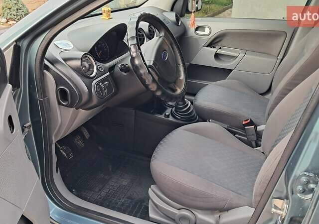 Зелений Форд Фієста, об'ємом двигуна 1.39 л та пробігом 234 тис. км за 3500 $, фото 23 на Automoto.ua