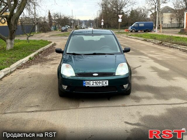 Зелений Форд Фієста, об'ємом двигуна 1.4 л та пробігом 250 тис. км за 3350 $, фото 2 на Automoto.ua