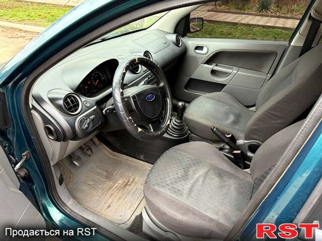 Зелений Форд Фієста, об'ємом двигуна 1.4 л та пробігом 250 тис. км за 3350 $, фото 8 на Automoto.ua