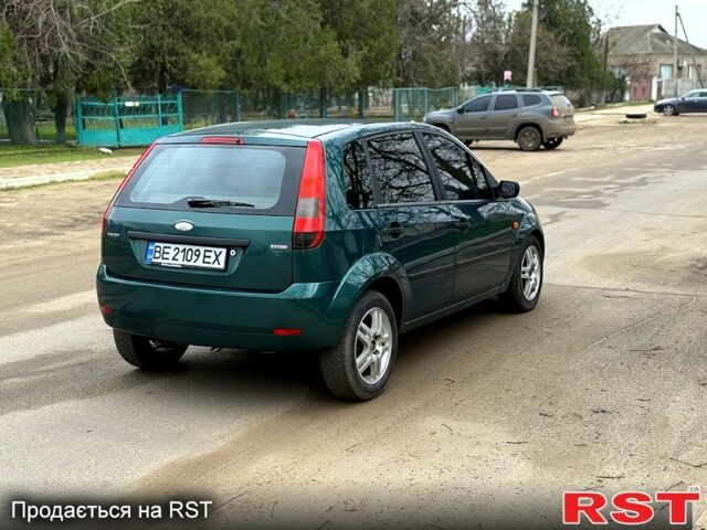 Зелений Форд Фієста, об'ємом двигуна 1.4 л та пробігом 250 тис. км за 3350 $, фото 4 на Automoto.ua