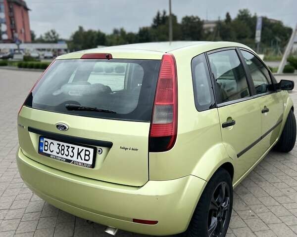 Зелений Форд Фієста, об'ємом двигуна 1.39 л та пробігом 177 тис. км за 3150 $, фото 3 на Automoto.ua