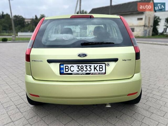 Зелений Форд Фієста, об'ємом двигуна 1.39 л та пробігом 177 тис. км за 3150 $, фото 4 на Automoto.ua