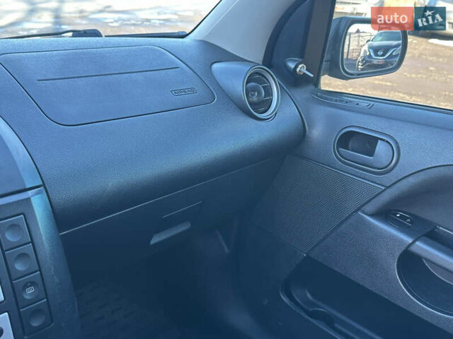 Зеленый Форд Фиеста, объемом двигателя 1.3 л и пробегом 170 тыс. км за 3250 $, фото 53 на Automoto.ua