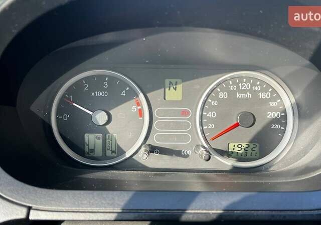 Зеленый Форд Фиеста, объемом двигателя 1.4 л и пробегом 212 тыс. км за 4000 $, фото 9 на Automoto.ua