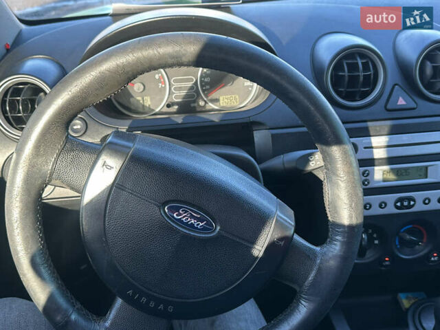 Зеленый Форд Фиеста, объемом двигателя 1.3 л и пробегом 170 тыс. км за 3250 $, фото 21 на Automoto.ua