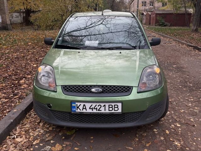 Зелений Форд Фієста, об'ємом двигуна 1.4 л та пробігом 300 тис. км за 3000 $, фото 1 на Automoto.ua