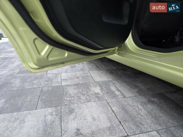 Зеленый Форд Фиеста, объемом двигателя 1.4 л и пробегом 213 тыс. км за 3800 $, фото 37 на Automoto.ua