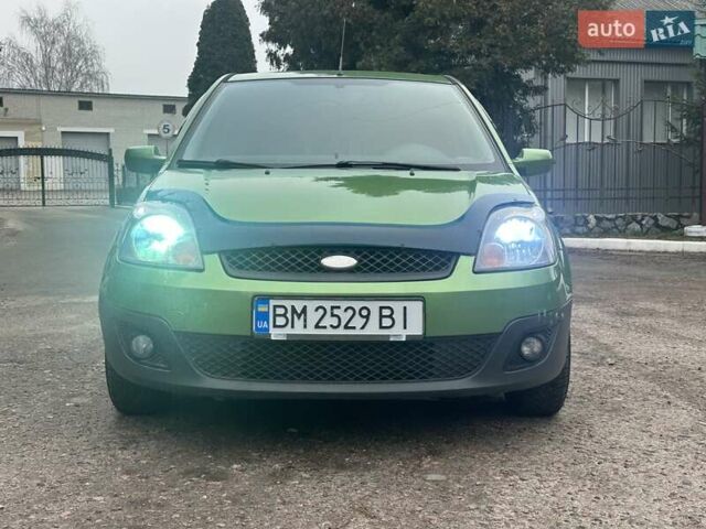 Зеленый Форд Фиеста, объемом двигателя 1.4 л и пробегом 125 тыс. км за 4999 $, фото 62 на Automoto.ua
