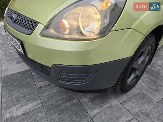 Зеленый Форд Фиеста, объемом двигателя 1.4 л и пробегом 213 тыс. км за 3800 $, фото 39 на Automoto.ua