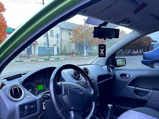 Форд Фиеста 2006 в Любашевке на Automoto.ua Зеленый Форд Фиеста, объемом двигателя 1.4 л и пробегом 162 тыс. км за 4100 $, фото 6 на Automoto.ua