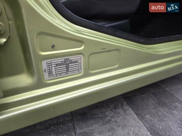 Зеленый Форд Фиеста, объемом двигателя 1.4 л и пробегом 213 тыс. км за 3800 $, фото 38 на Automoto.ua