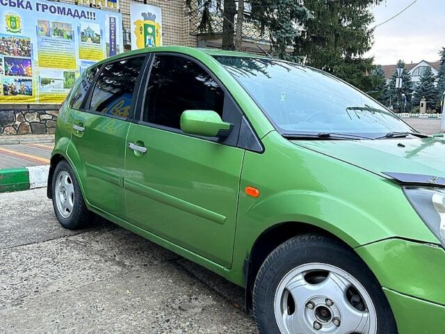 Форд Фиеста 2006 в Любашевке на Automoto.ua Зеленый Форд Фиеста, объемом двигателя 1.4 л и пробегом 162 тыс. км за 4100 $, фото 1 на Automoto.ua