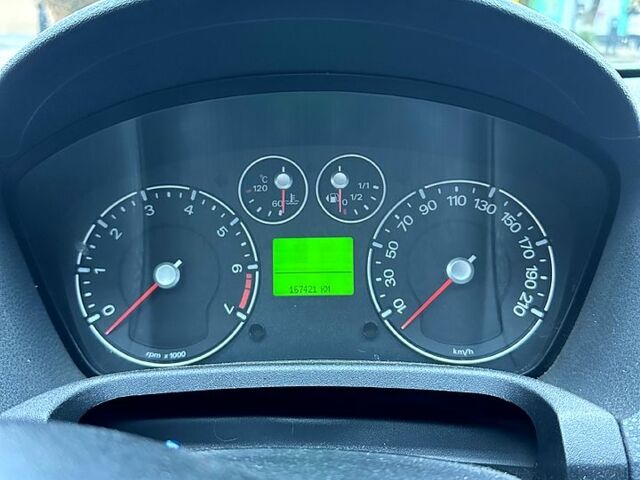 Форд Фиеста 2006 в Любашевке на Automoto.ua Зеленый Форд Фиеста, объемом двигателя 1.4 л и пробегом 162 тыс. км за 4100 $, фото 5 на Automoto.ua