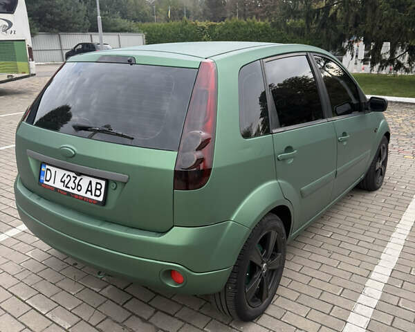 Зеленый Форд Фиеста, объемом двигателя 1.3 л и пробегом 250 тыс. км за 3700 $, фото 1 на Automoto.ua