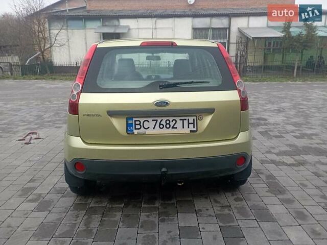Зеленый Форд Фиеста, объемом двигателя 1.25 л и пробегом 268 тыс. км за 2899 $, фото 3 на Automoto.ua