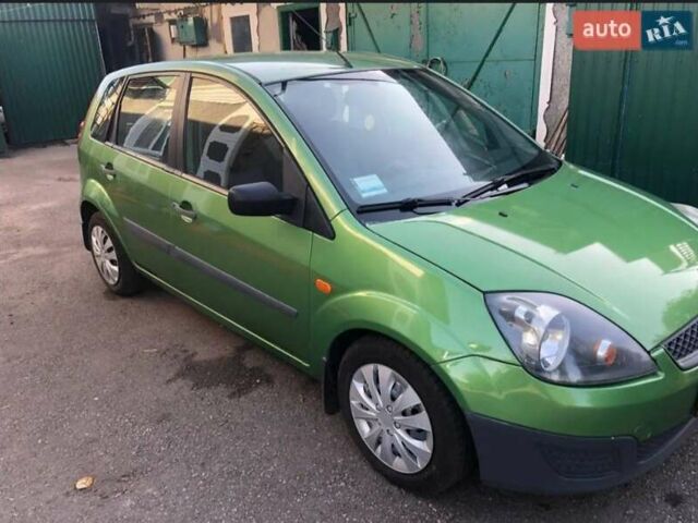 Зелений Форд Фієста, об'ємом двигуна 1.3 л та пробігом 96 тис. км за 4500 $, фото 2 на Automoto.ua