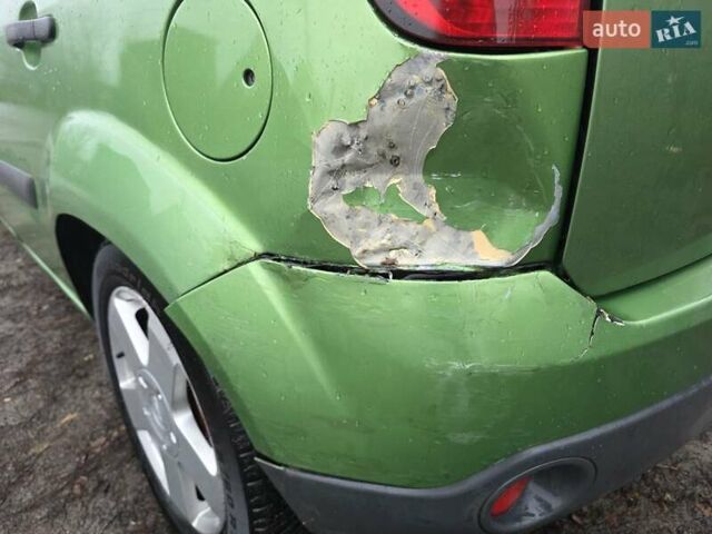 Зеленый Форд Фиеста, объемом двигателя 1.39 л и пробегом 182 тыс. км за 3000 $, фото 3 на Automoto.ua