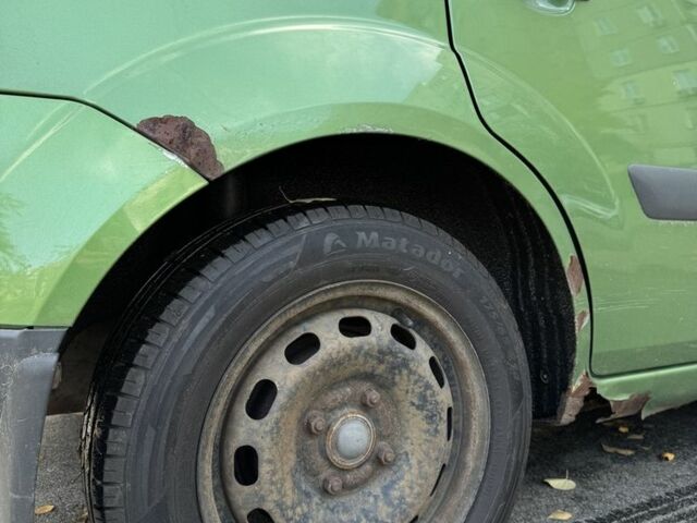 Форд Фиеста 2008 в Киеве на Automoto.ua Зеленый Форд Фиеста, объемом двигателя 1.4 л и пробегом 200 тыс. км за 2500 $, фото 3 на Automoto.ua