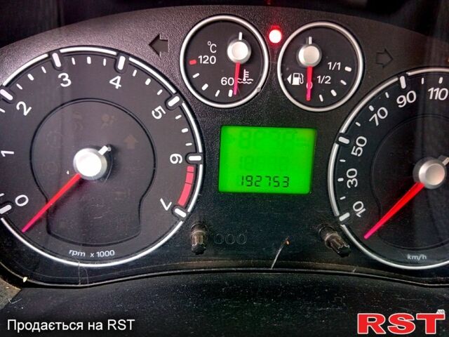 Зеленый Форд Фиеста, объемом двигателя 1.4 л и пробегом 199 тыс. км за 3200 $, фото 11 на Automoto.ua