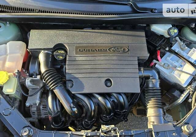 Зелений Форд Фієста, об'ємом двигуна 1.25 л та пробігом 122 тис. км за 6200 $, фото 46 на Automoto.ua