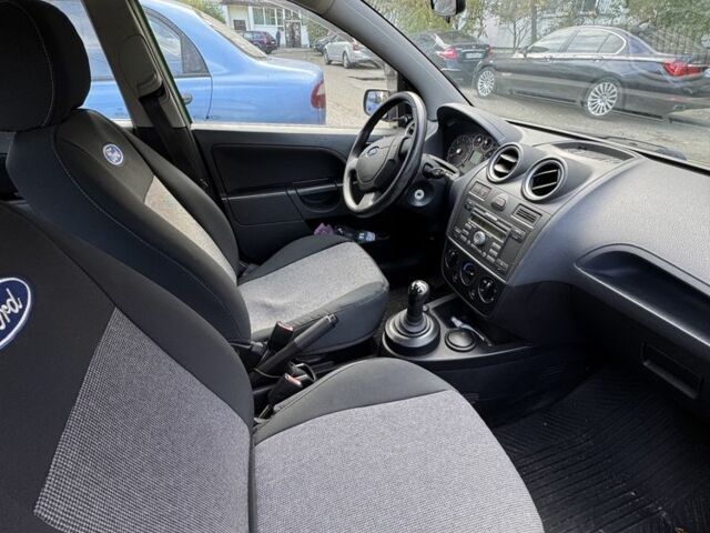 Форд Фиеста 2008 в Киеве на Automoto.ua Зеленый Форд Фиеста, объемом двигателя 1.4 л и пробегом 200 тыс. км за 2500 $, фото 13 на Automoto.ua