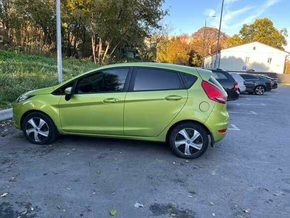 Зеленый Форд Фиеста, объемом двигателя 1.2 л и пробегом 157 тыс. км за 5800 $, фото 2 на Automoto.ua
