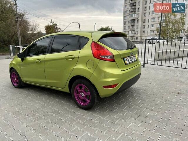 Форд Фиеста 2011 в Фастове на Automoto.ua Зеленый Форд Фиеста, объемом двигателя 1.39 л и пробегом 110 тыс. км за 6499 $, фото 7 на Automoto.ua