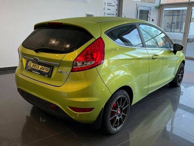 Зеленый Форд Фиеста, объемом двигателя 1.6 л и пробегом 141 тыс. км за 7000 $, фото 6 на Automoto.ua