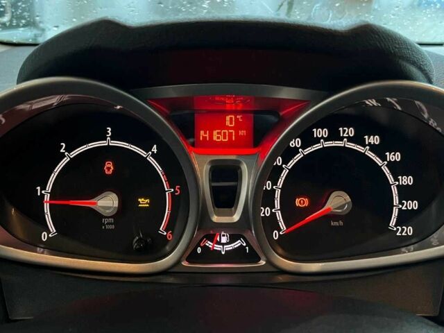 Зеленый Форд Фиеста, объемом двигателя 1.6 л и пробегом 141 тыс. км за 7000 $, фото 21 на Automoto.ua