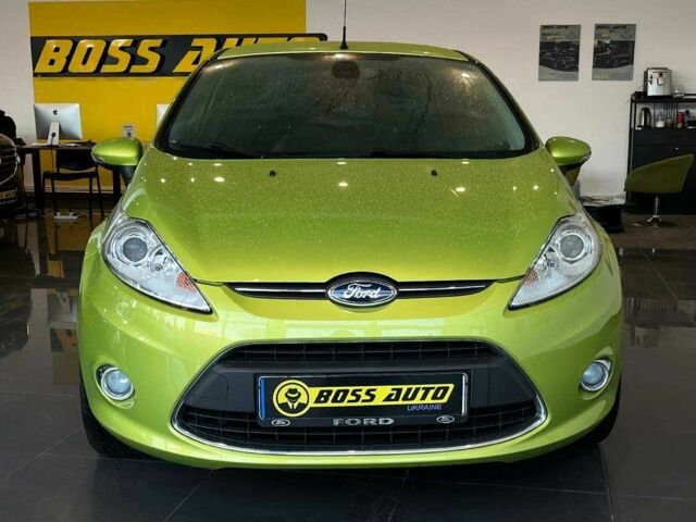 Зеленый Форд Фиеста, объемом двигателя 1.6 л и пробегом 141 тыс. км за 7000 $, фото 1 на Automoto.ua