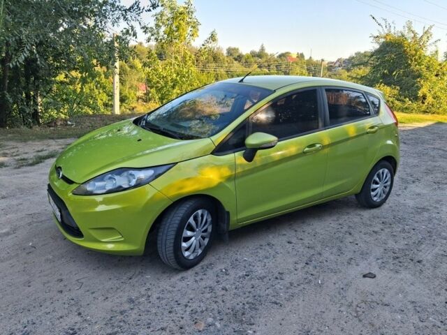 Зелений Форд Фієста, об'ємом двигуна 1.2 л та пробігом 250 тис. км за 4549 $, фото 3 на Automoto.ua