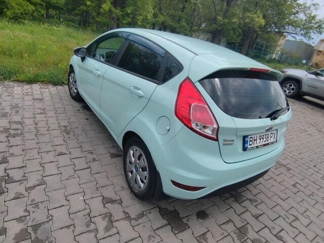 Зелений Форд Фієста, об'ємом двигуна 1 л та пробігом 95 тис. км за 8300 $, фото 2 на Automoto.ua