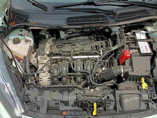 Форд Фиеста 2017 в Николаеве на Automoto.ua Зеленый Форд Фиеста, объемом двигателя 1.6 л и пробегом 123 тыс. км за 9000 $, фото 10 на Automoto.ua