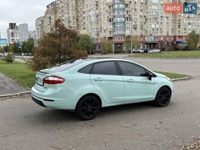 Зеленый Форд Фиеста, объемом двигателя 1.6 л и пробегом 62 тыс. км за 9200 $, фото 4 на Automoto.ua