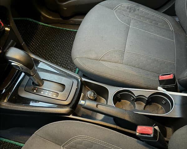 Зеленый Форд Фиеста, объемом двигателя 1.6 л и пробегом 115 тыс. км за 10800 $, фото 9 на Automoto.ua