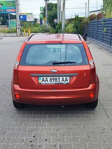 Оранжевый Форд Фиеста, объемом двигателя 1.24 л и пробегом 346 тыс. км за 3450 $, фото 8 на Automoto.ua