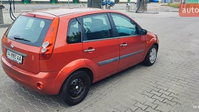 Оранжевый Форд Фиеста, объемом двигателя 1.24 л и пробегом 346 тыс. км за 3450 $, фото 11 на Automoto.ua