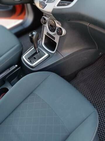 Форд Фиеста 2011 в Киеве на Automoto.ua Оранжевый Форд Фиеста, объемом двигателя 1.4 л и пробегом 131 тыс. км за 8500 $, фото 12 на Automoto.ua