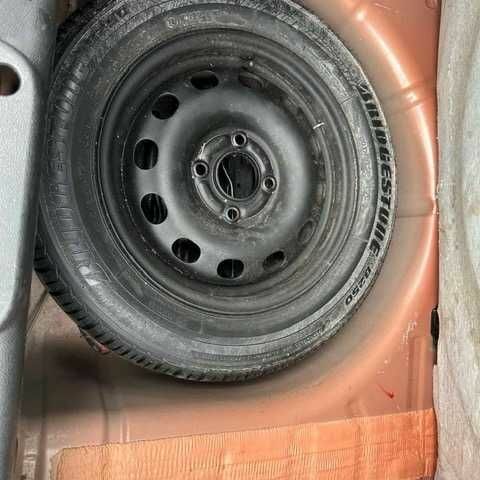 Помаранчевий Форд Фієста, об'ємом двигуна 1.4 л та пробігом 84 тис. км за 3200 $, фото 12 на Automoto.ua