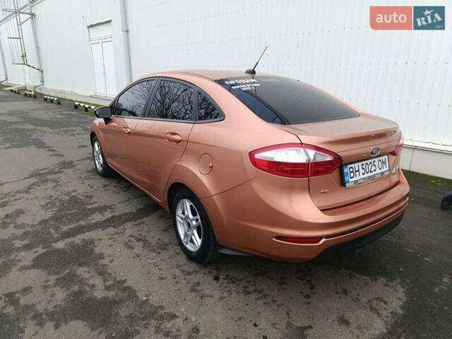 Оранжевый Форд Фиеста, объемом двигателя 1.6 л и пробегом 144 тыс. км за 7999 $, фото 9 на Automoto.ua