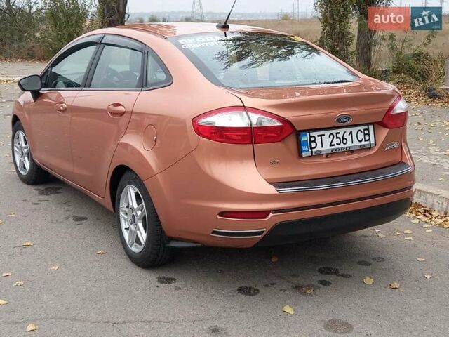 Форд Фиеста 2017 в Ивано-Франковске на Automoto.ua Оранжевый Форд Фиеста, объемом двигателя 1.6 л и пробегом 124 тыс. км за 8500 $, фото 7 на Automoto.ua