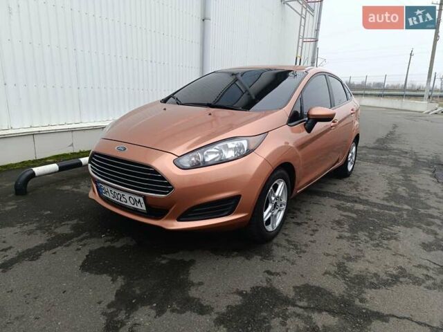 Оранжевый Форд Фиеста, объемом двигателя 1.6 л и пробегом 144 тыс. км за 7999 $, фото 1 на Automoto.ua