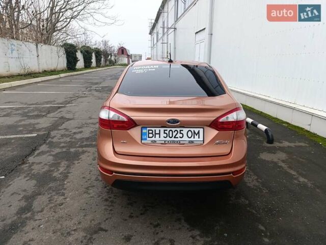 Оранжевый Форд Фиеста, объемом двигателя 1.6 л и пробегом 144 тыс. км за 7999 $, фото 7 на Automoto.ua