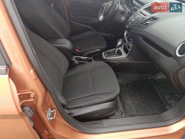 Оранжевый Форд Фиеста, объемом двигателя 1.6 л и пробегом 144 тыс. км за 7999 $, фото 20 на Automoto.ua